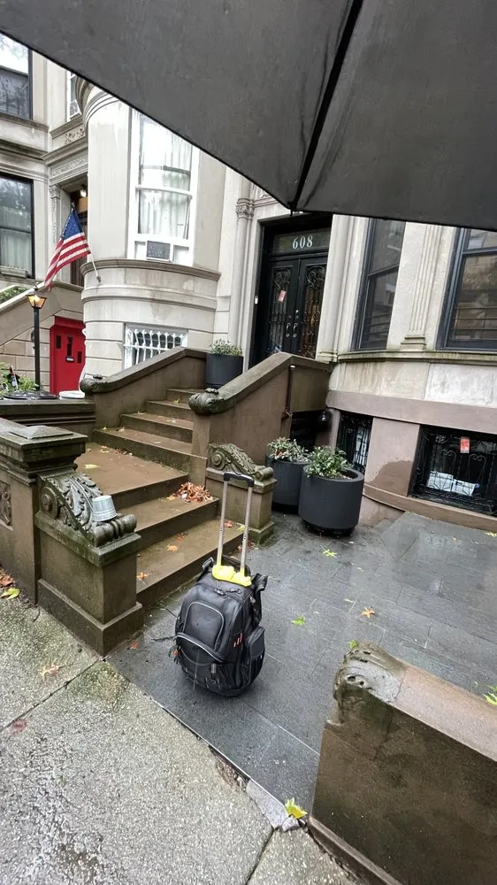 Certified emergency electrical service service in ,  - VR Electrical Corp