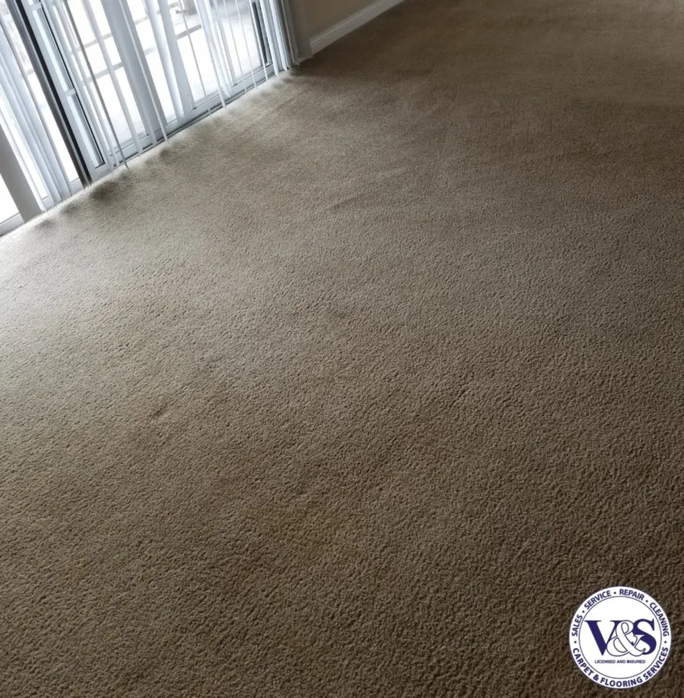 Reliable electrician providing electrical repair in , 