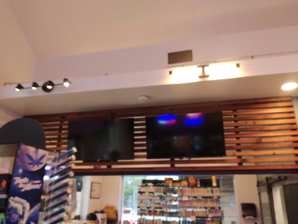 Expert electrician providing electrical repair in Del Valle, TX - VS Pro Electric