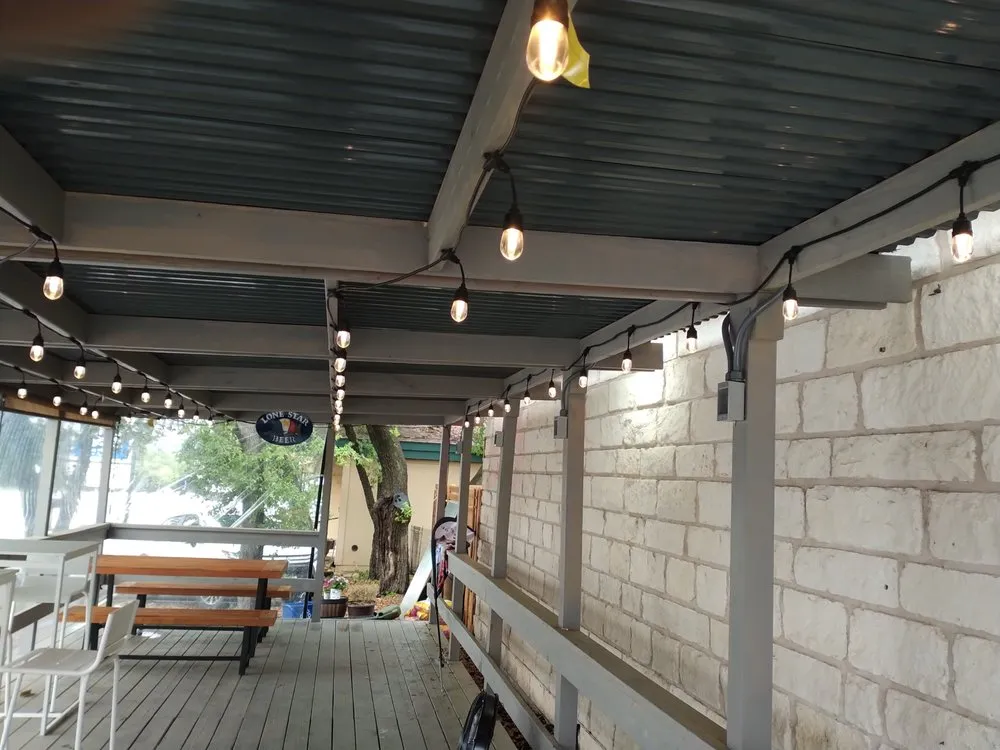 Certified electrician providing wiring installation in Del Valle, TX - VS Pro Electric