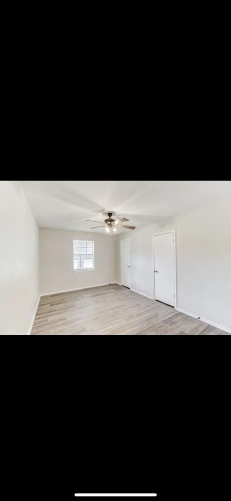 Slide of V&V Home Renovations