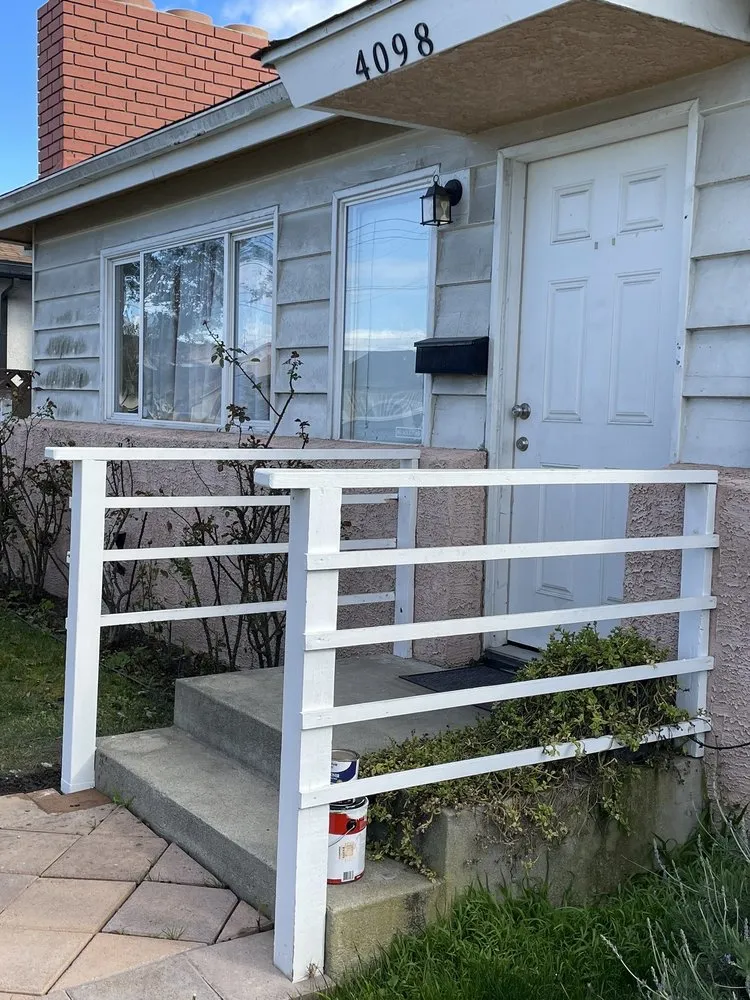 Slide of VYV service