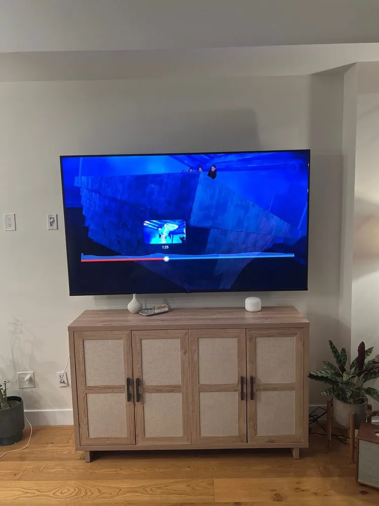 Slide of VYV service