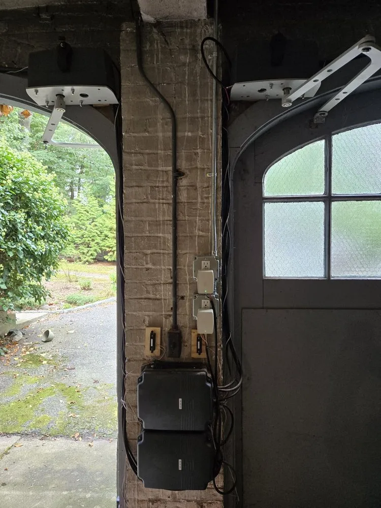 Slide of W L STEEVES ELECTRIC