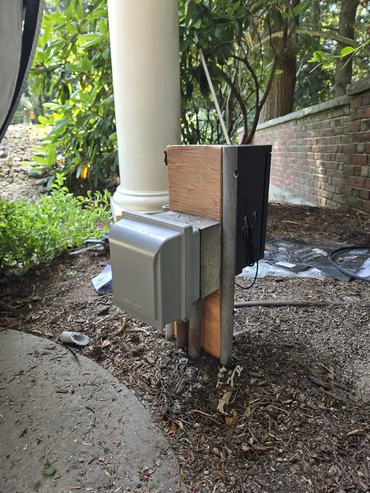 Slide of W L STEEVES ELECTRIC