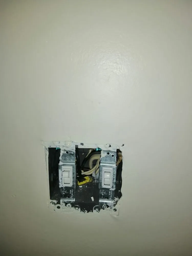 Licensed circuit breaker repair in ,  by W Lopez Handyman and Electrical Services