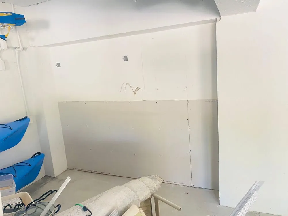 Emergency circuit breaker repair in ,  by W Lopez Handyman and Electrical Services