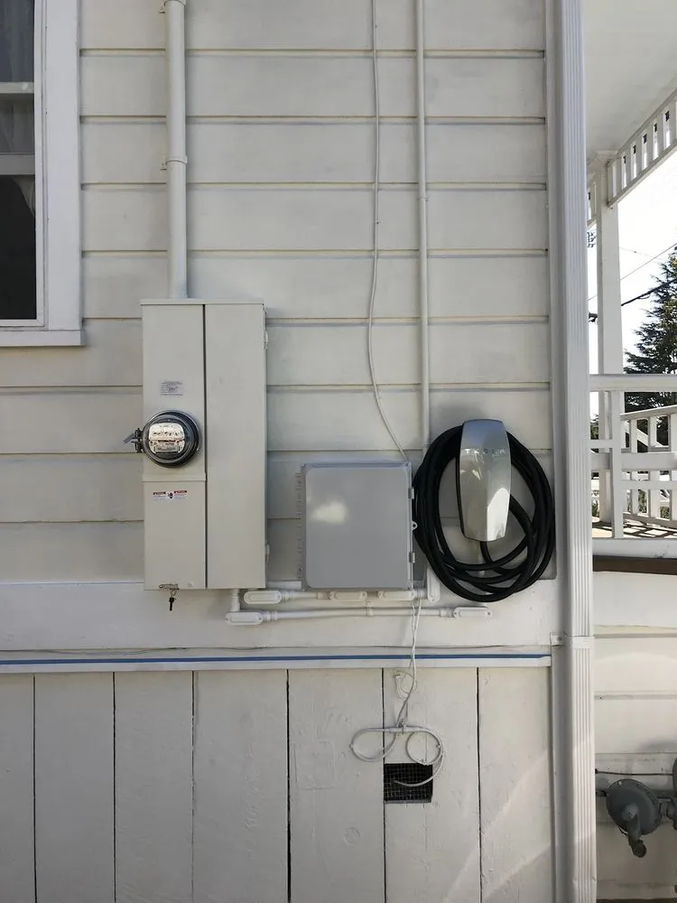 Slide of W3 Solar Electric