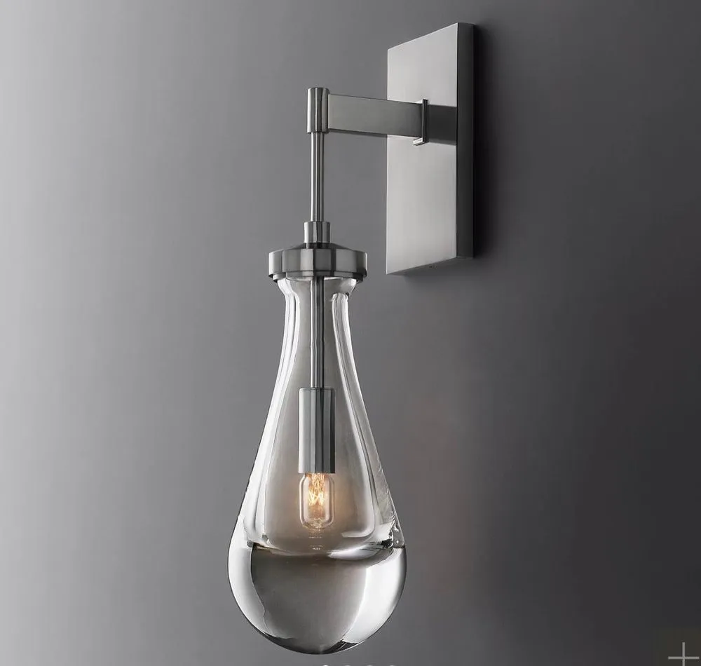 Licensed electrician providing outlet and switch repair in , 