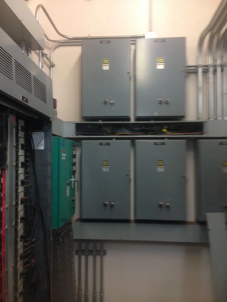 Reliable electrician providing wiring installation in , 