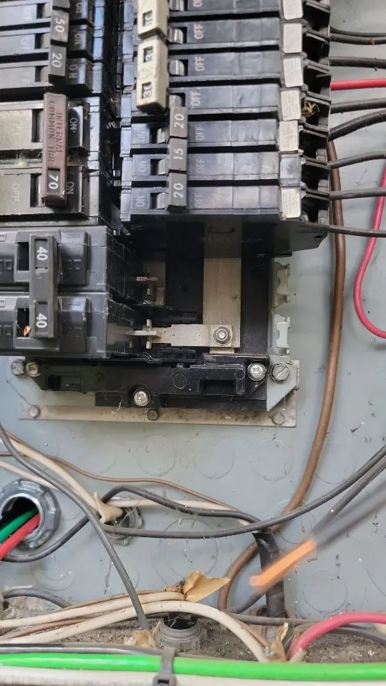 Slide of Wafa Electrical