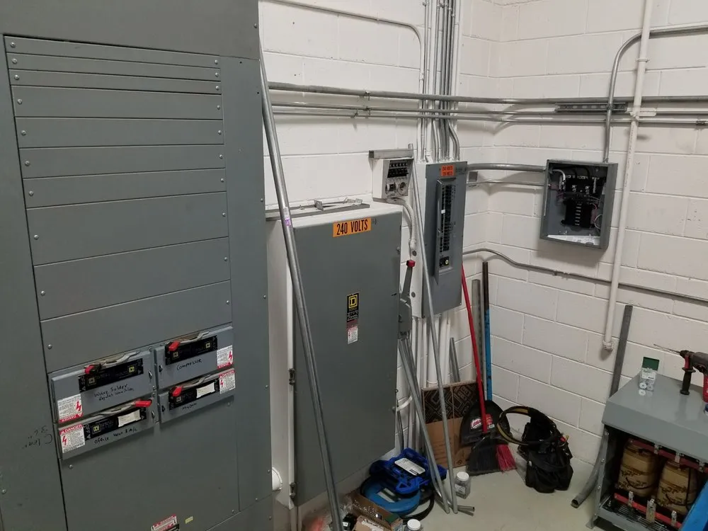 Slide of Walkowiak Electric