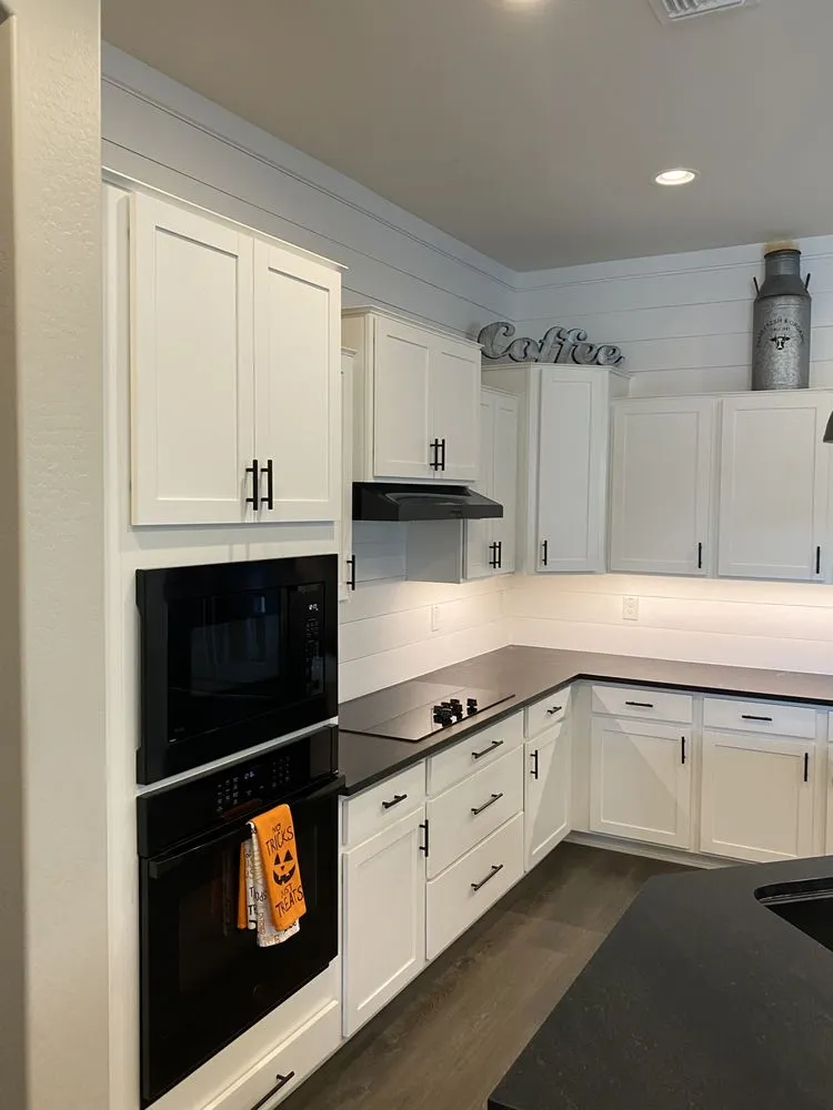 Slide of Wall To Wall Handyman Services