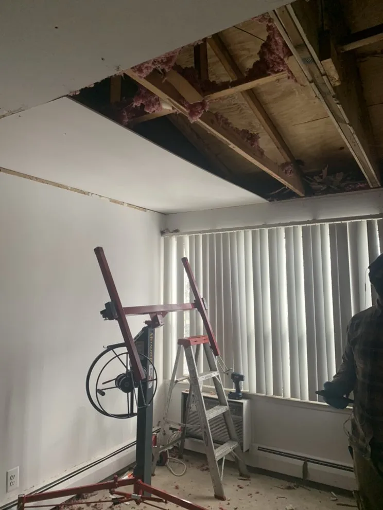 Slide of Wall To Wall Handyman Services