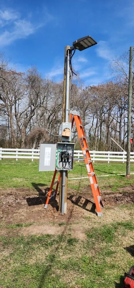 Trusted outlet and switch repair experts serving Boling-Iago, TX - Walstrom Electrical Construction Service