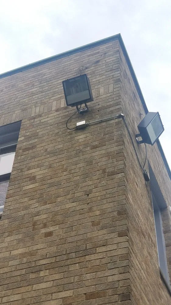 Slide of WAM Electric