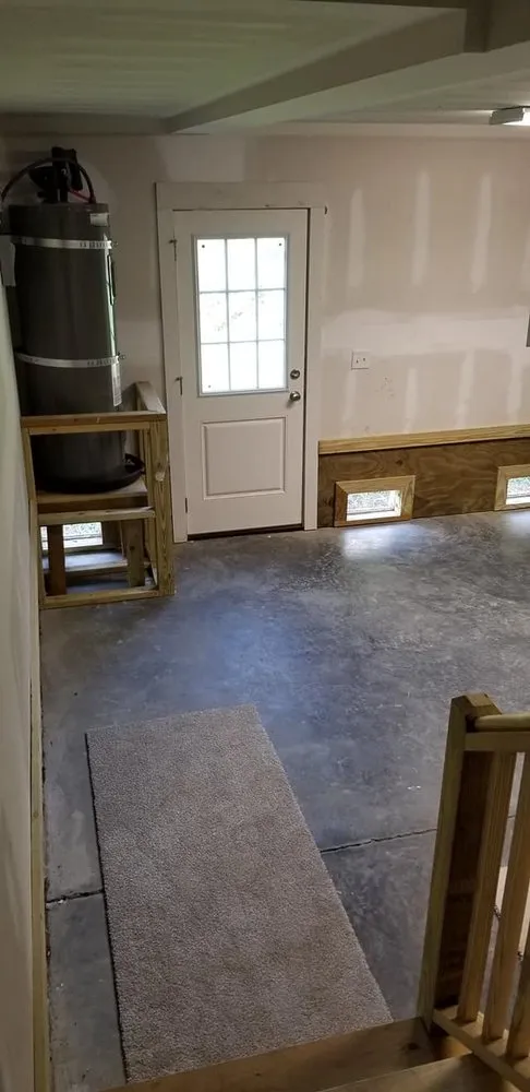 Slide of Wando Builders