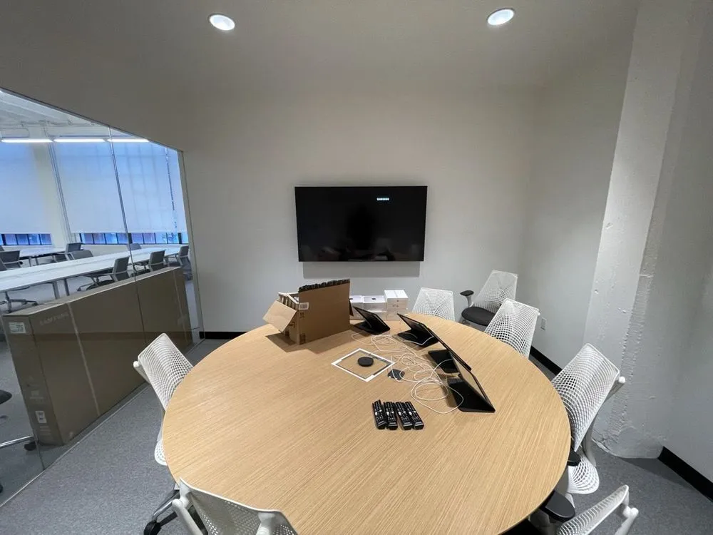 Slide of Wands and Hammers Tech