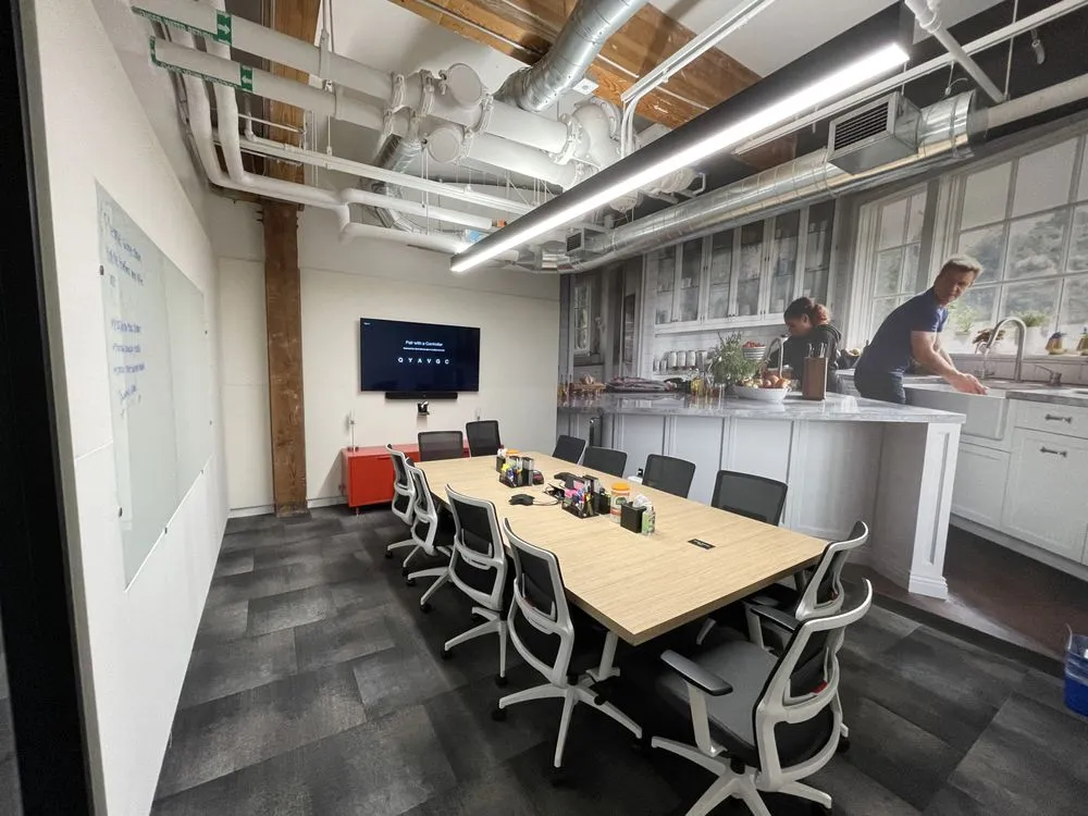 Slide of Wands and Hammers Tech