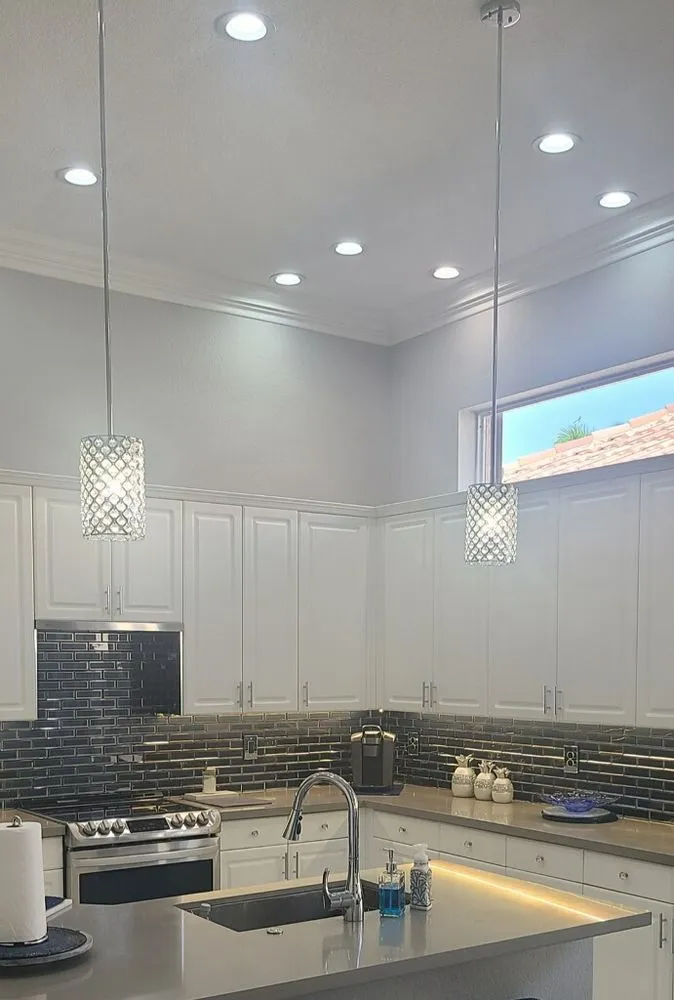 Affordable outlet and switch repair in Port St. Lucie, FL by Warpspeed Electrical Services