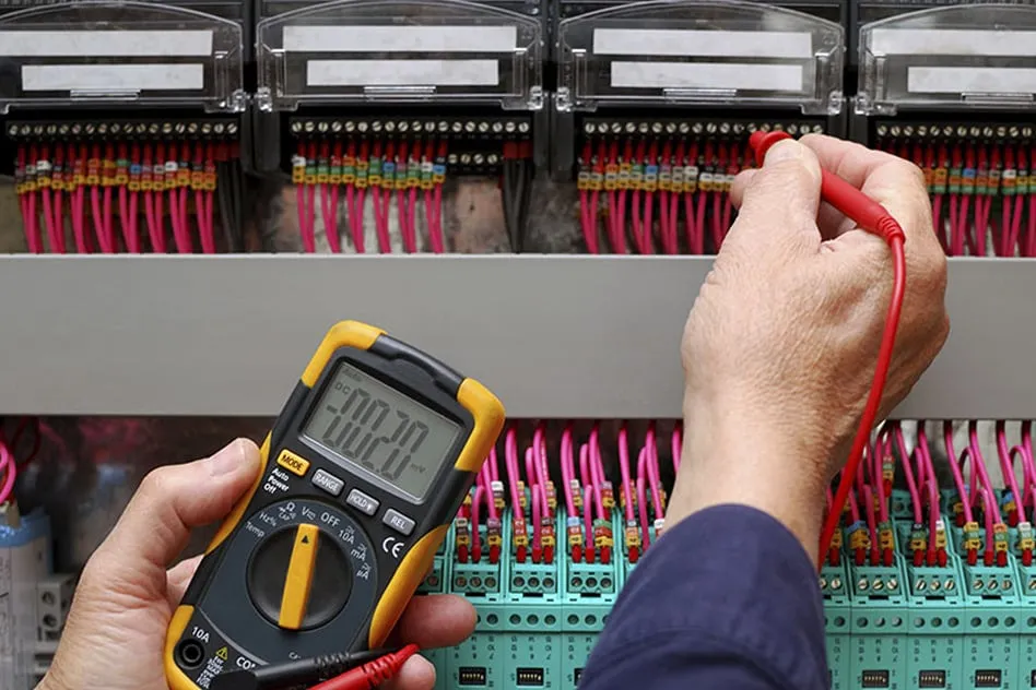 Slide of Warwick Electricians