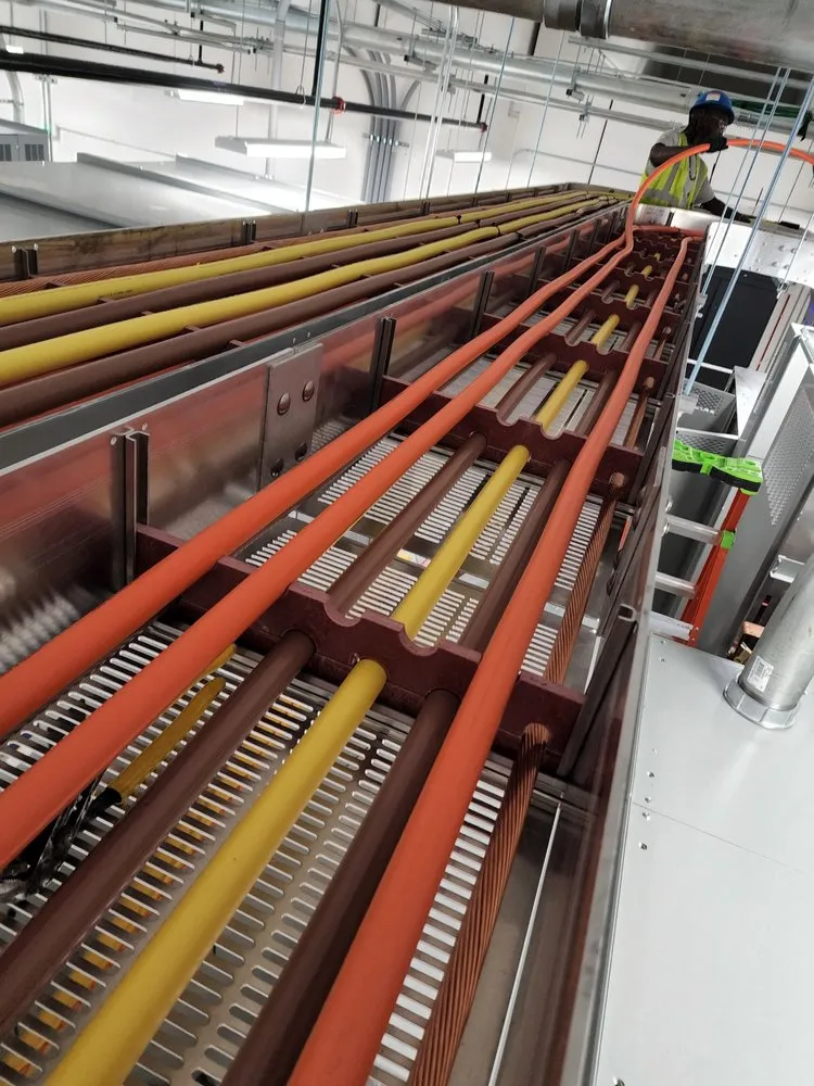 Emergency electrician providing outlet and switch repair in , 