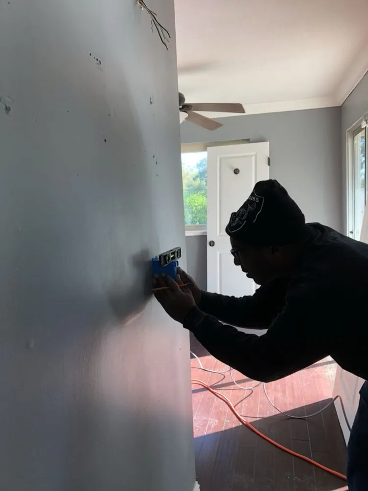 Emergency electrician providing panel upgrade in Woodland, CA - Washington Interior Home Solutions