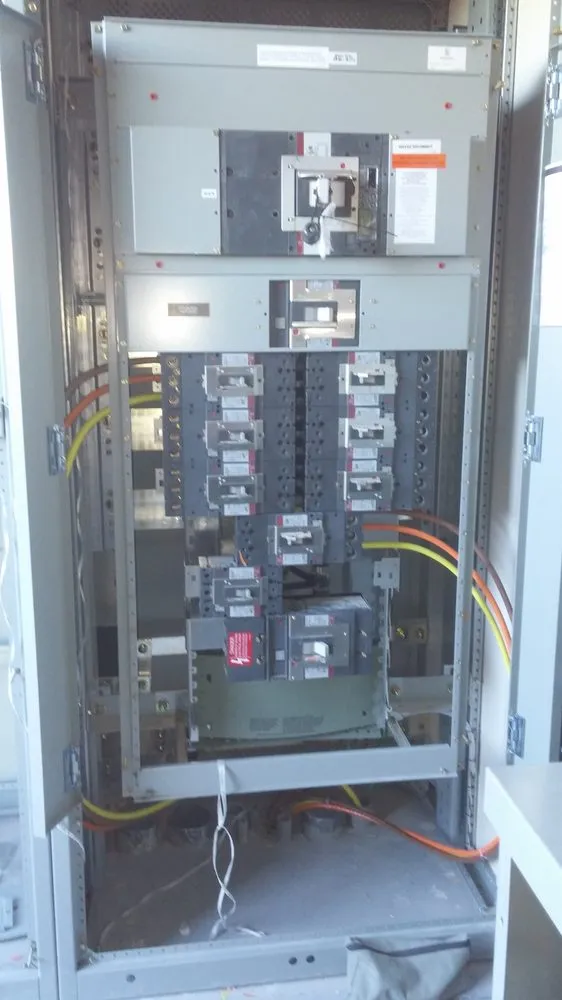 Emergency emergency electrical service experts serving ,  - Watt-Up Electric