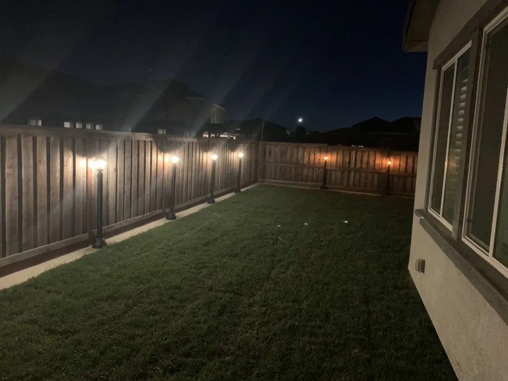 Certified electrician providing circuit breaker repair in ,