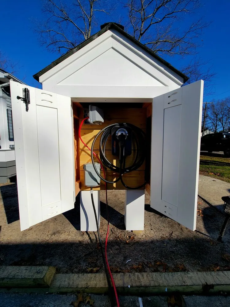 Expert electrician providing lighting installation in Brick Township, NJ - Watts Good Electric
