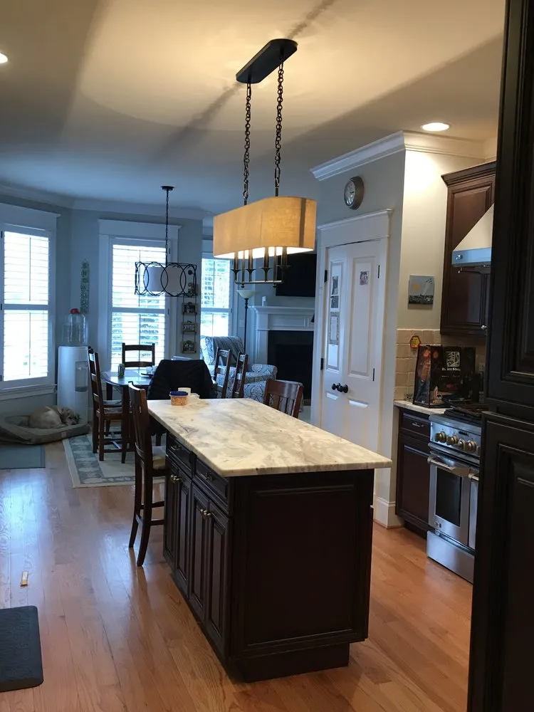 Emergency electrician providing electrical repair in Annapolis, MD - Watts Up Electric