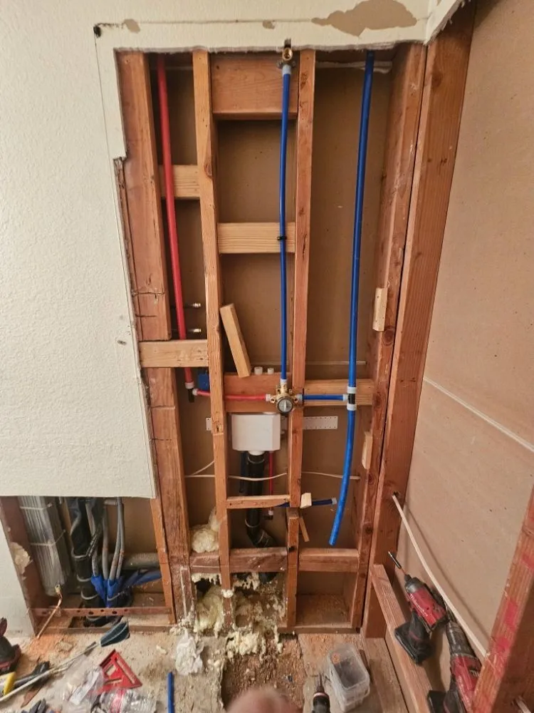 Slide of Wattz Up Electric