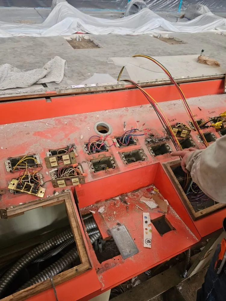 Slide of Wattz Up Electric