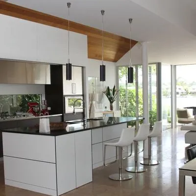 Waukegan Licensed Electricians Logo