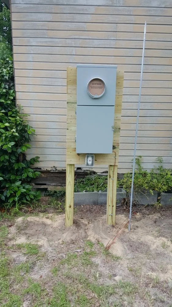 Slide of Wayne's Electrical and Handyman Services