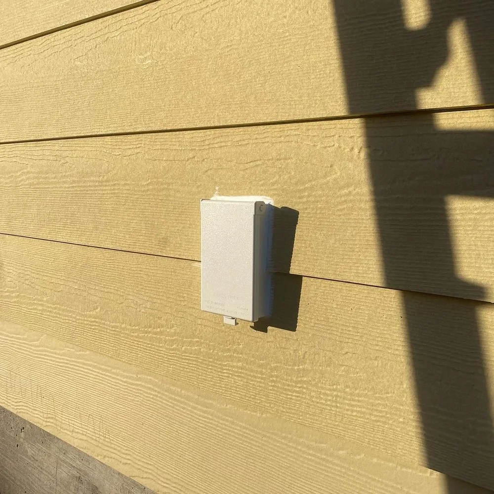 Slide of Waynes Electrical