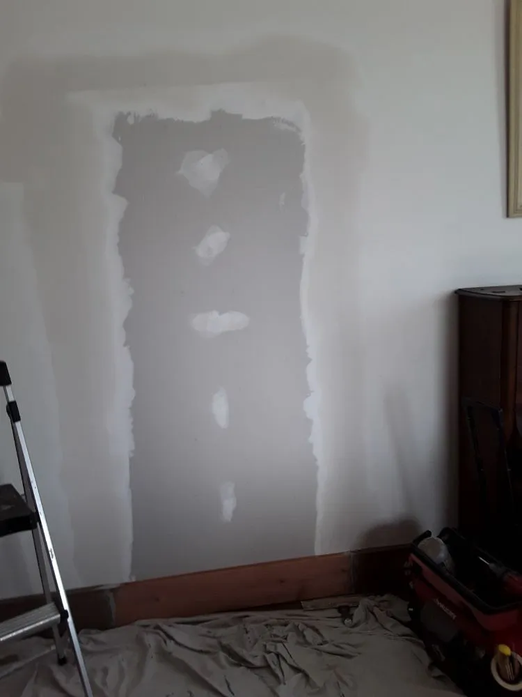 Slide of Wayne's Handyman Service