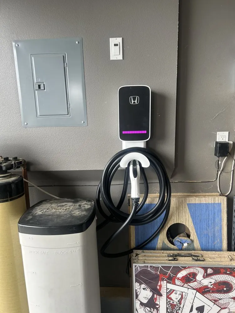 Slide of We-Wagner Electrical