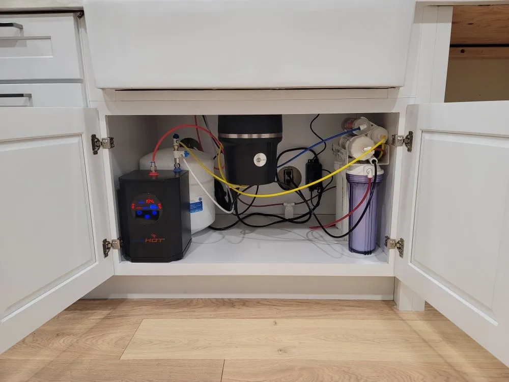 Expert outlet and switch repair service in Reseda, CA - WealFull
