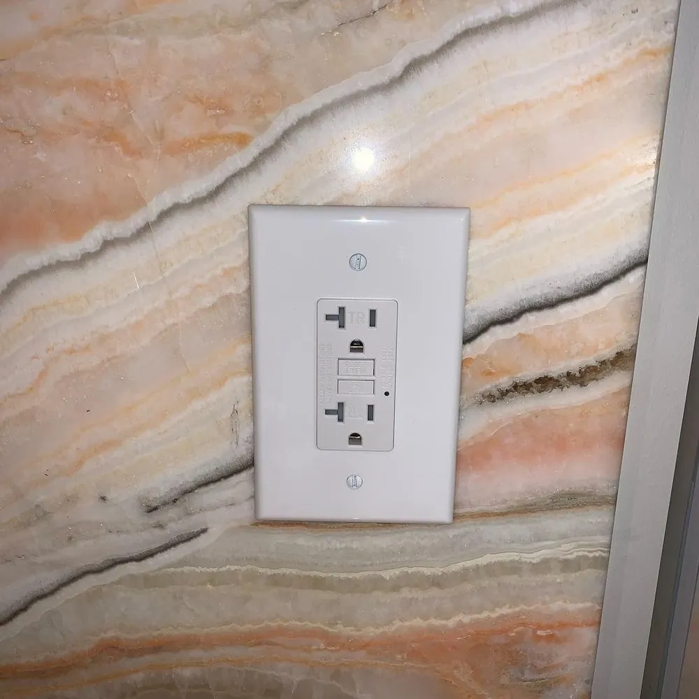 Trusted circuit breaker repair experts serving Flushing, NY - Well Wishing Electric