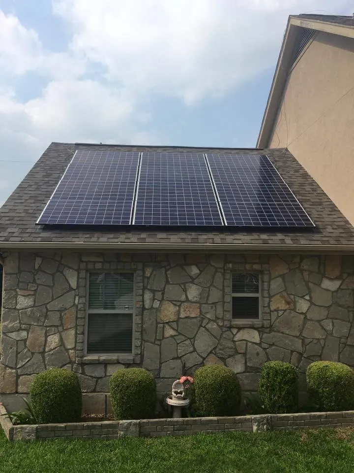 Slide of Wells Solar - San Antonio