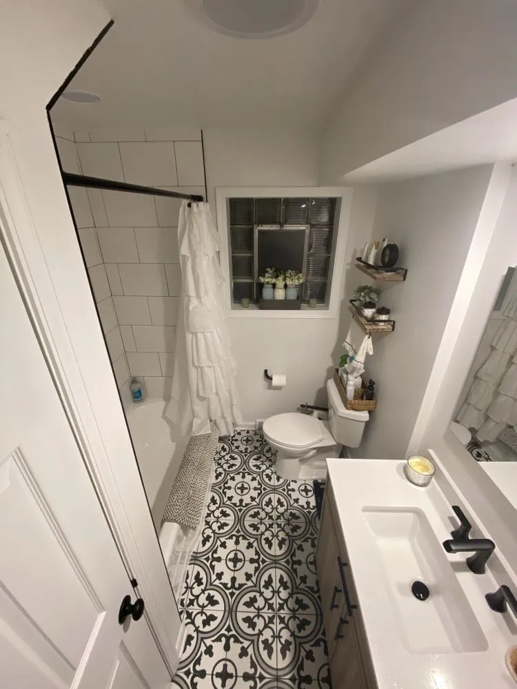 Reliable outlet and switch repair in Mount Prospect, IL by Welter Home Services