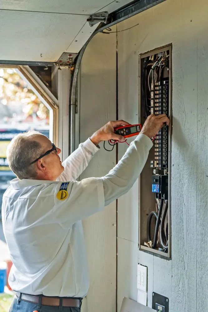 Slide of Wes Carver Electric