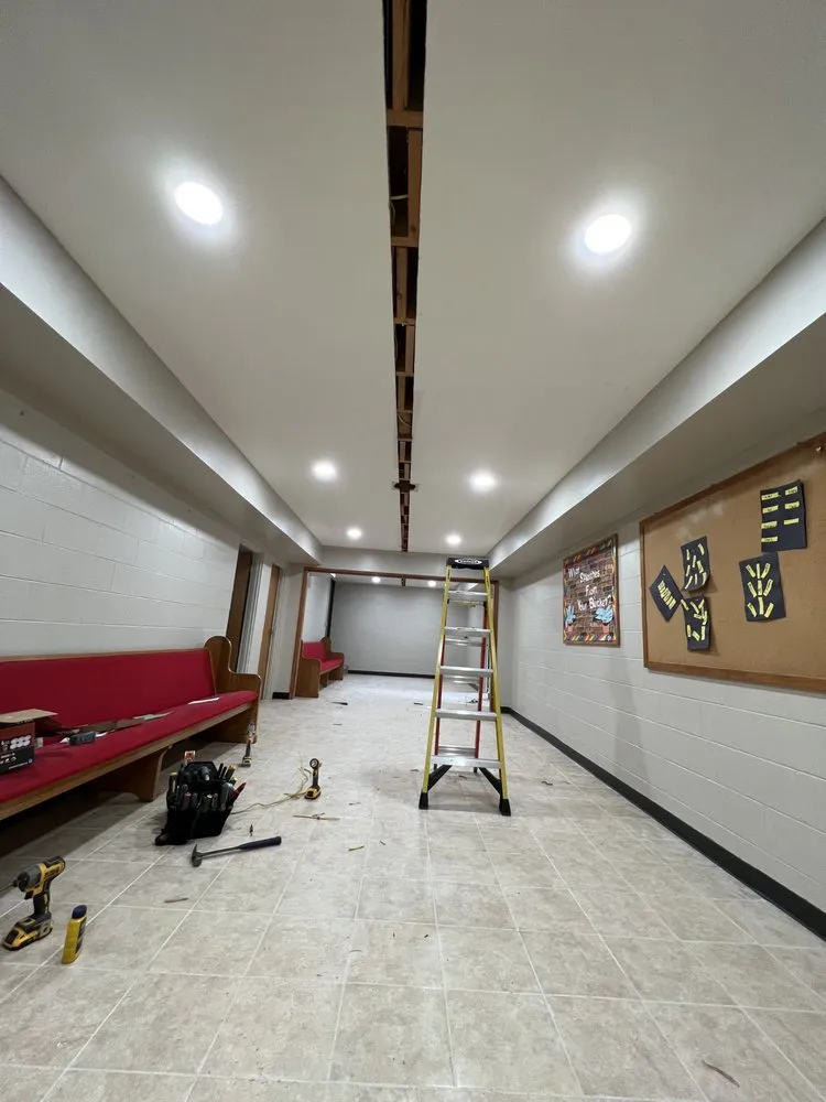 Expert electrician providing electrical repair in Hartford, TN - Wes Electric
