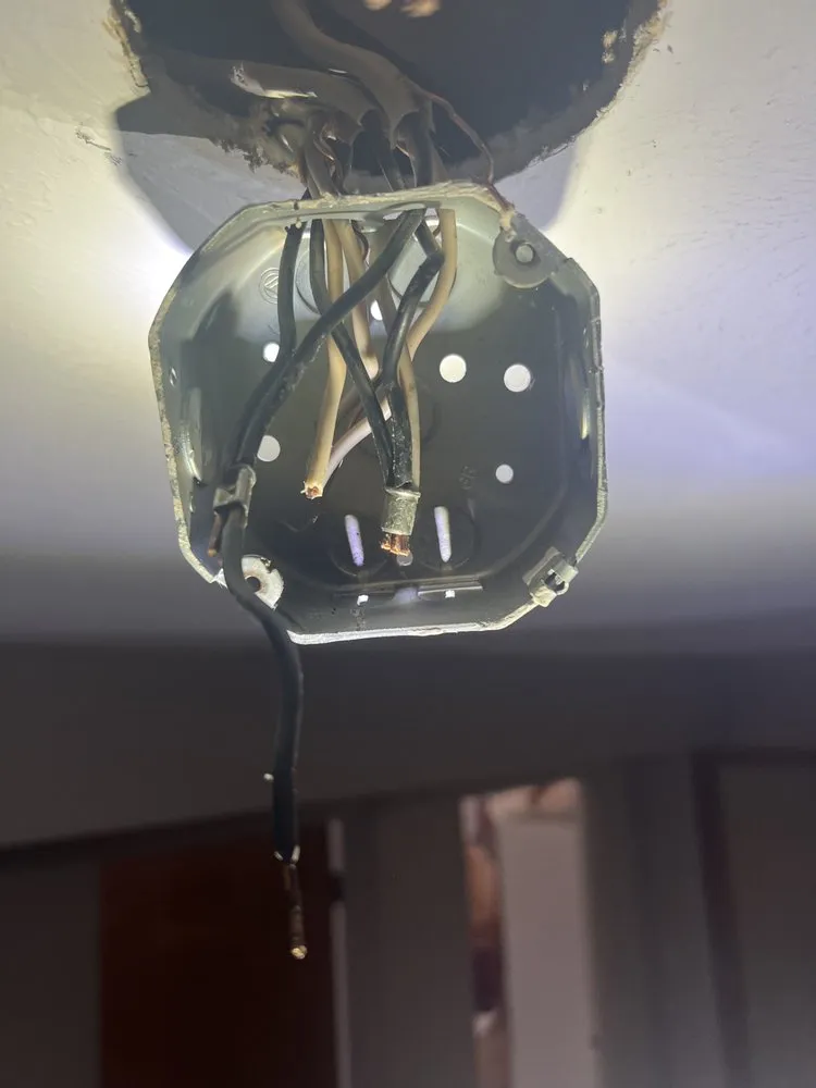 Reliable electrician providing wiring installation in Hartford, TN - Wes Electric