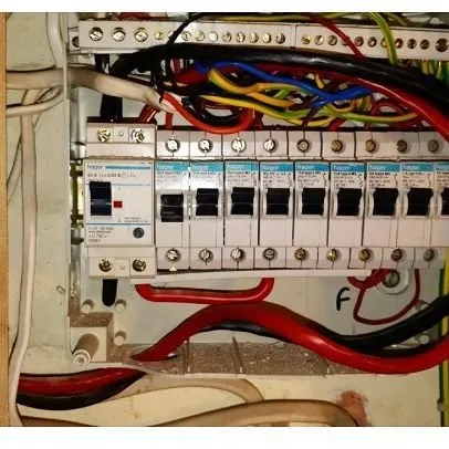 Slide of West Beverly Electrician