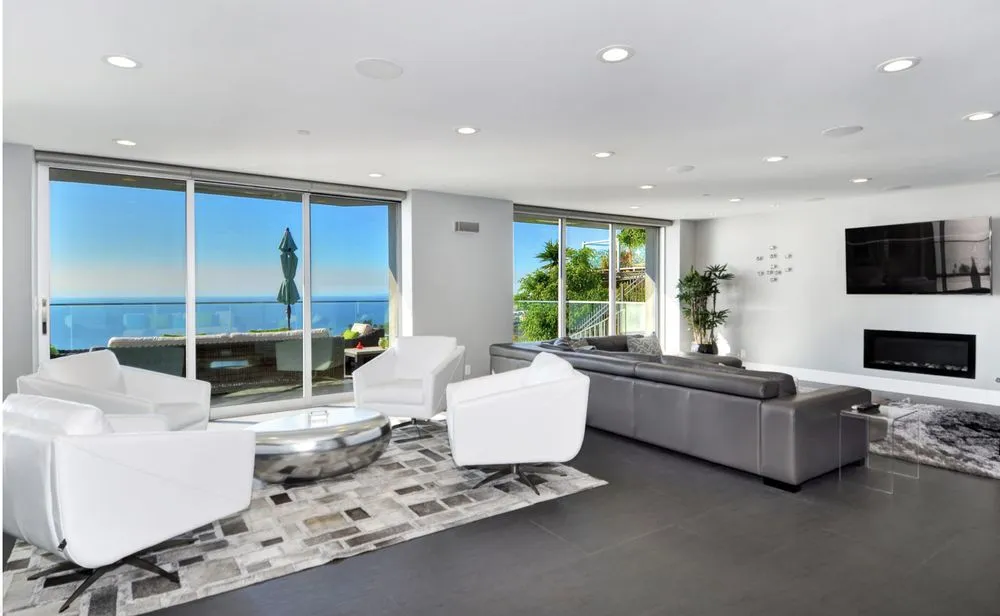 Trusted electrical service for homes in electrical repair,  by 