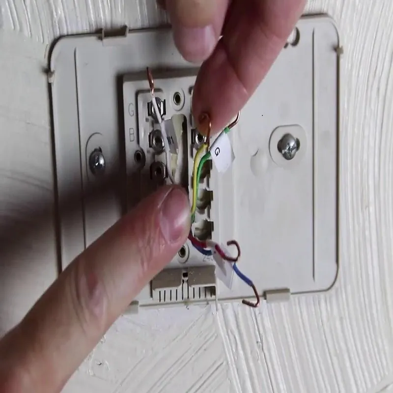 Reliable circuit breaker repair in West Covina, CA by West Covina Electrician Pros