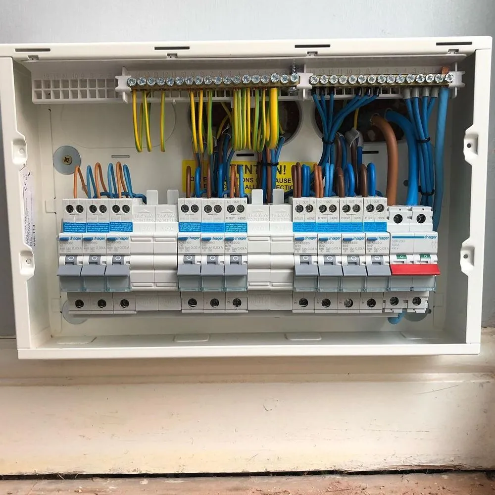 Slide of West Dallas Emergency Electrician