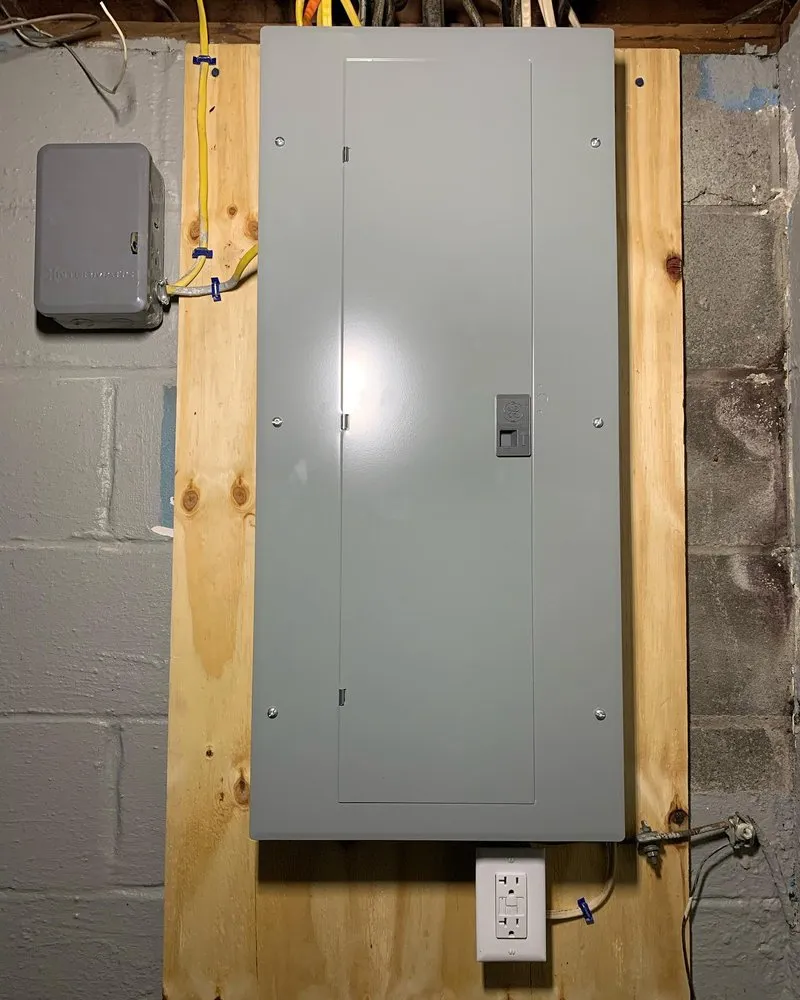 Slide of West Garden Grove Electricians